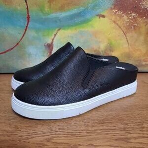 Yellow Box Malida Slide Mule Womens 9 Slip on Faux Leather Upper